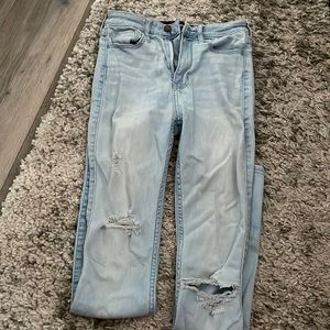 Hollister jeans